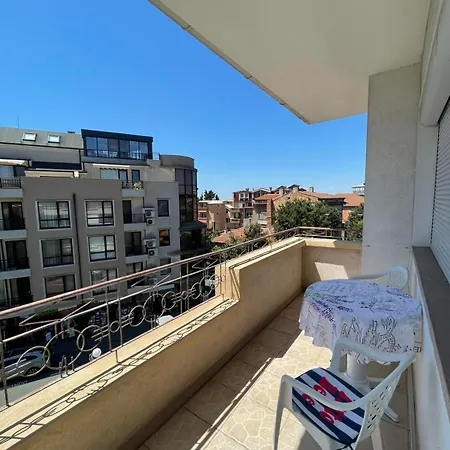 Nina - Eurovision 2027 Special! Apartman Pomorie
